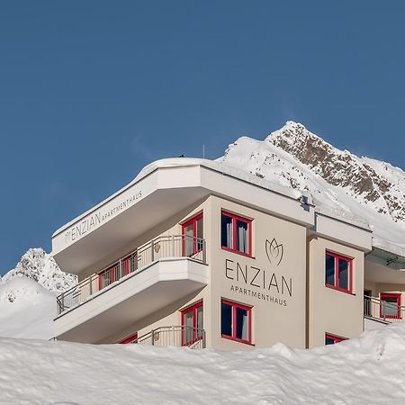 Apartmenthaus Enzian Hochsoelden Bagian luar foto