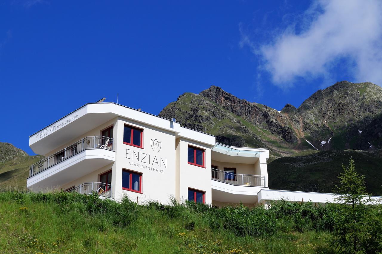 Apartmenthaus Enzian Hochsoelden Bagian luar foto