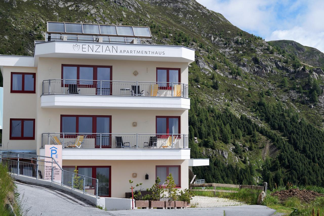 Apartmenthaus Enzian Hochsoelden Bagian luar foto